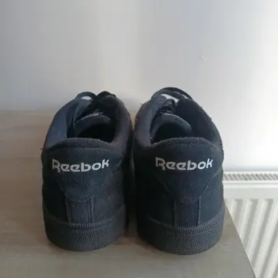 Zapatillas negras para hombre - miniatura 2