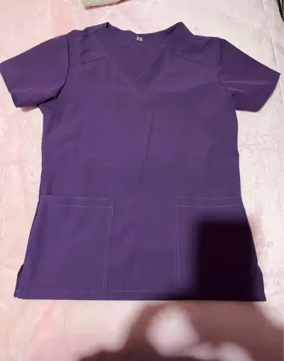 Conjunto traje clínico morado y negro talla XS - miniatura 1