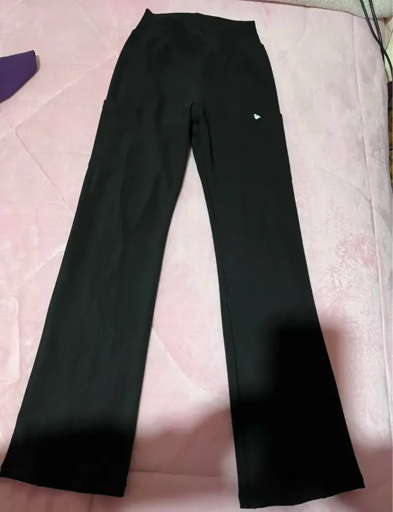 Conjunto traje clínico morado y negro talla XS - 3