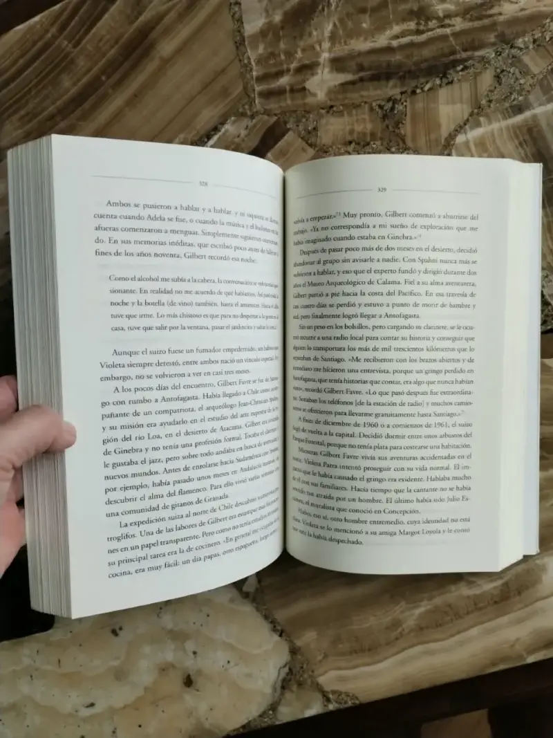 Libro 'Violeta Parra: La Vida' de Víctor Herrero - 5