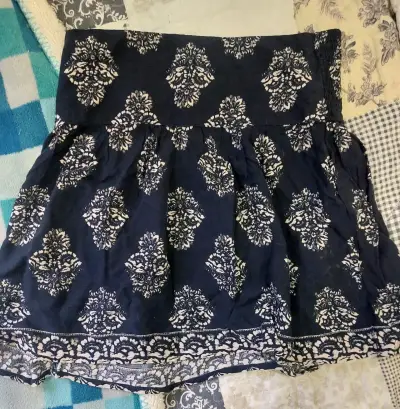 Falda Hollister talla M - miniatura 2