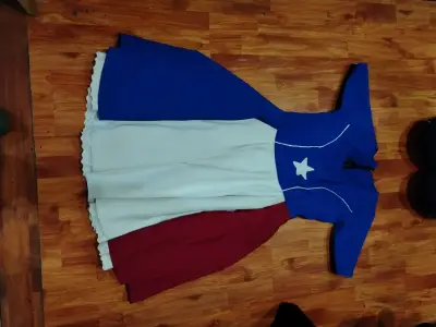 Vestido folclórico con flores y volantes - miniatura 6