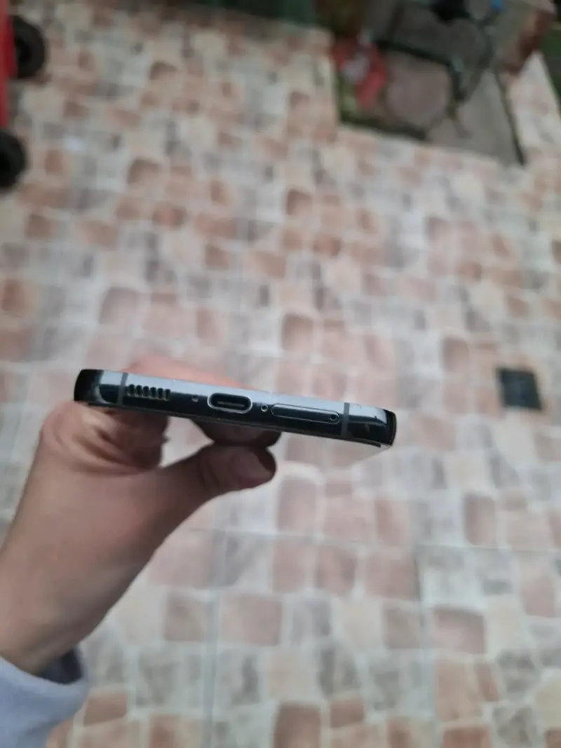 Samsung Galaxy S23 plus en excelente estado - 3