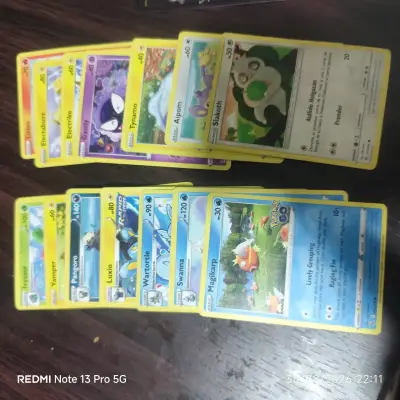 Carta Pokémon Charizard V Básico - miniatura 2