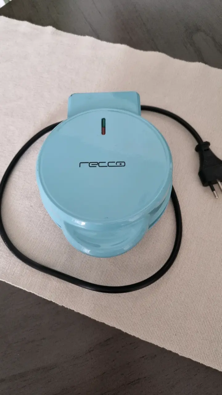 Waflera Recco azul compacta - 1