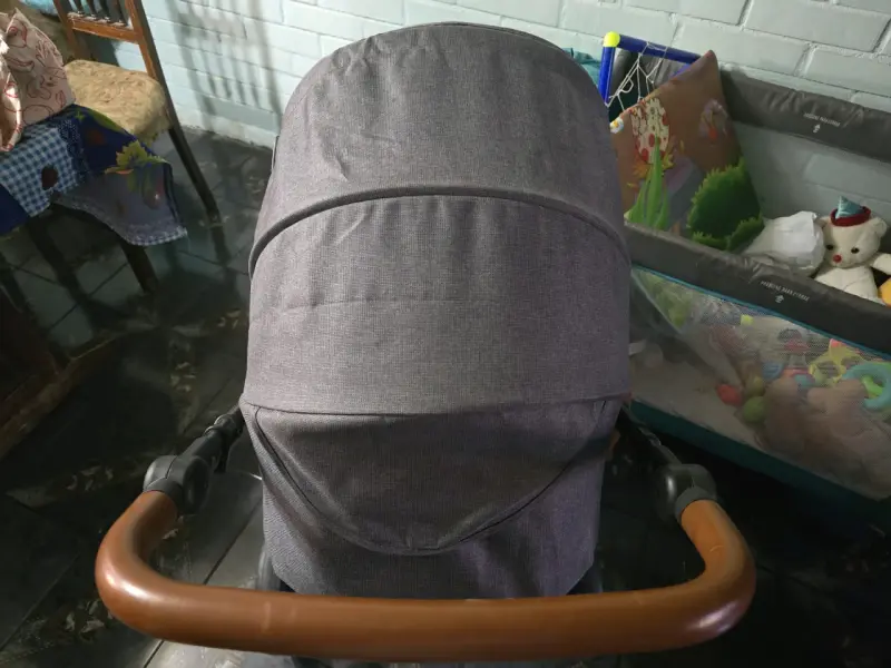 Coche de bebesit con silla para automóvil - 2