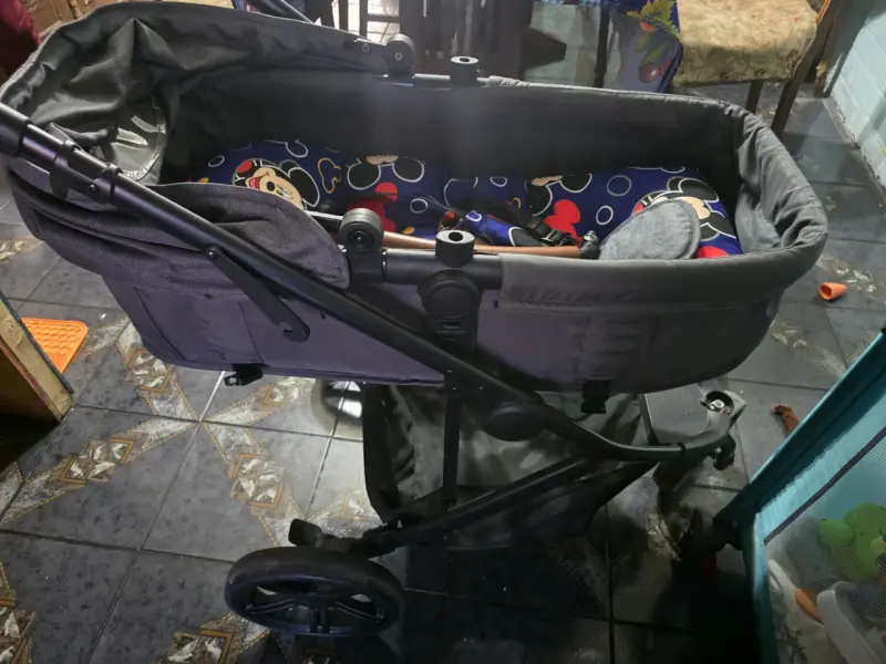 Coche de bebesit con silla para automóvil - 3