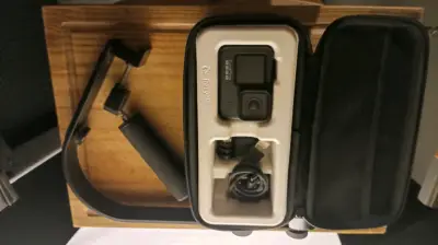Cámara GoPro Hero 9 Black con accesorios - miniatura 1