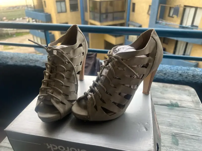 Zapatos de tacón abiertos Andrea rosseti - 3