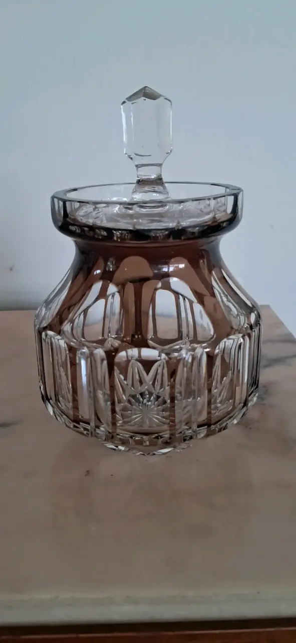 Frasco de CRISTAL de BOHEMIA tallado A MANO - 1