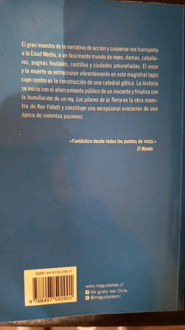 Libro Los Pilares de la Tierra Ken Follett - 3
