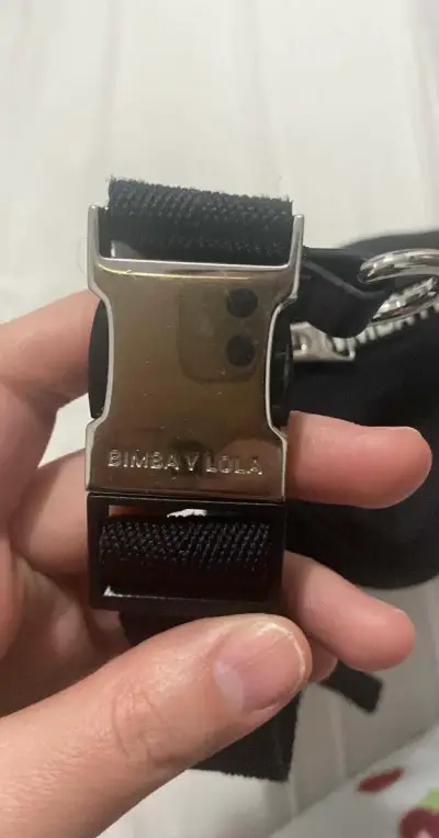 Riñonera negra Bimba y Lola con cierre ajustable - miniatura 2