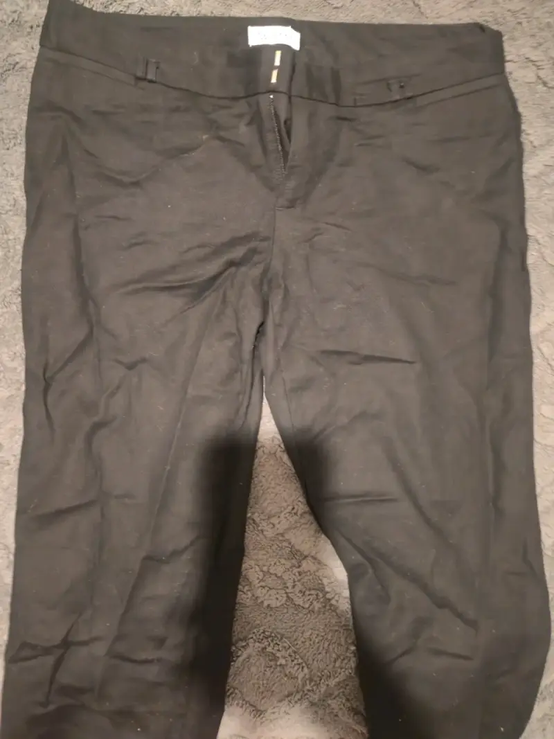 Pantalones formales de H&M, Calvin Klein y Zara - 2