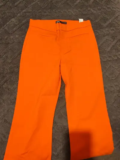 Pantalones formales de H&M, Calvin Klein y Zara - miniatura 4