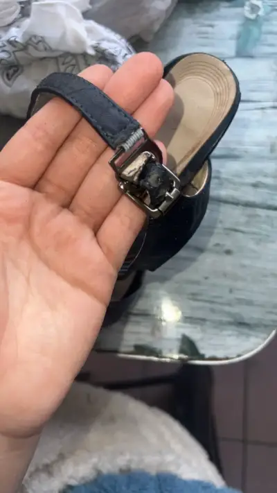 Sandalias de tacón alto negras con diseño trenzado - miniatura 3