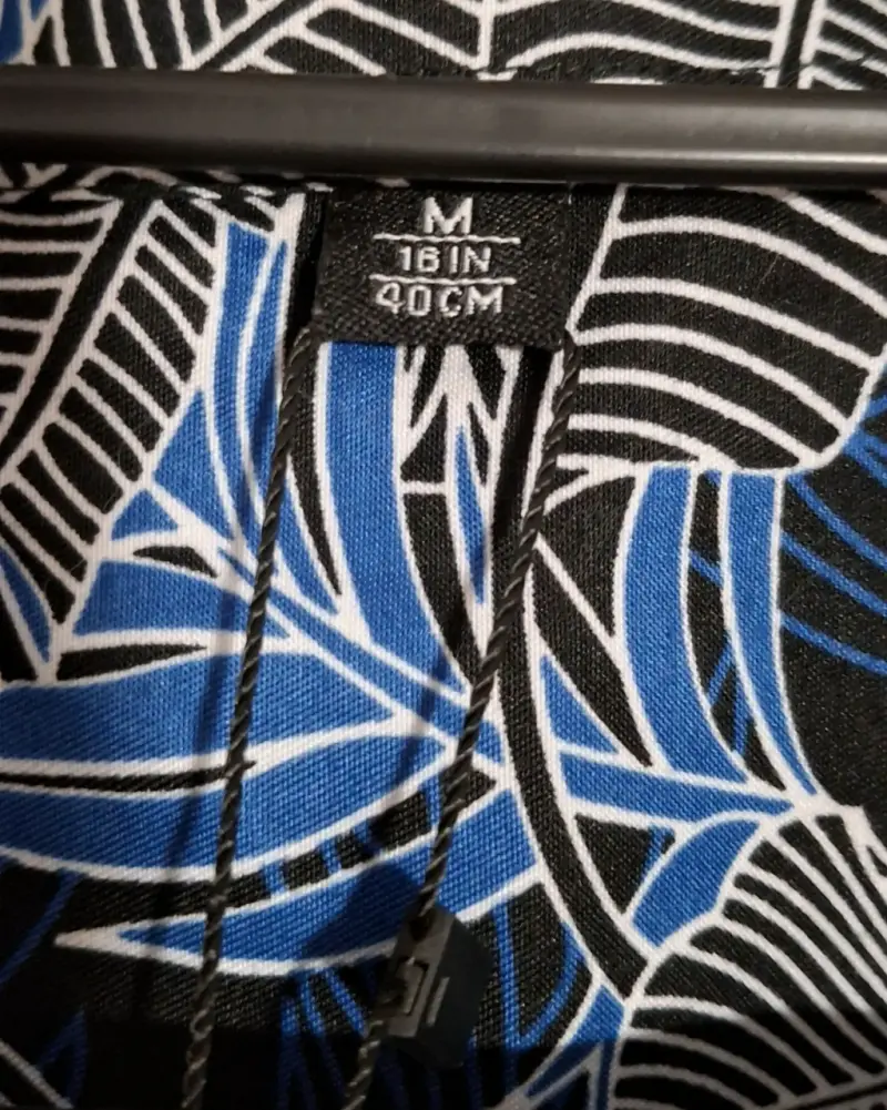 Camisa estampada de hojas azul BYB talla M - 3