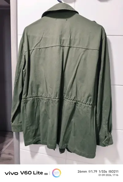 Chaqueta verde militar Issimo con bolsillos - miniatura 1