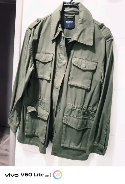 Chaqueta verde militar Issimo con bolsillos - miniatura 2
