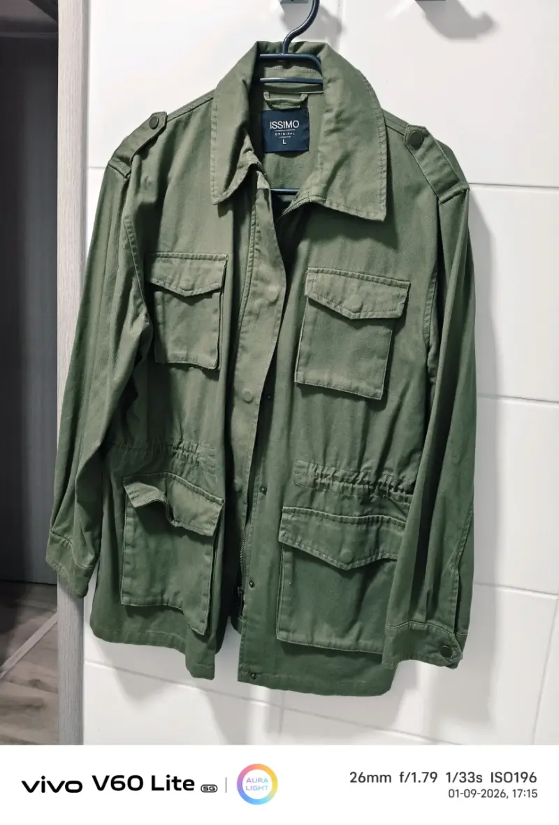 Chaqueta verde militar Issimo con bolsillos - 4