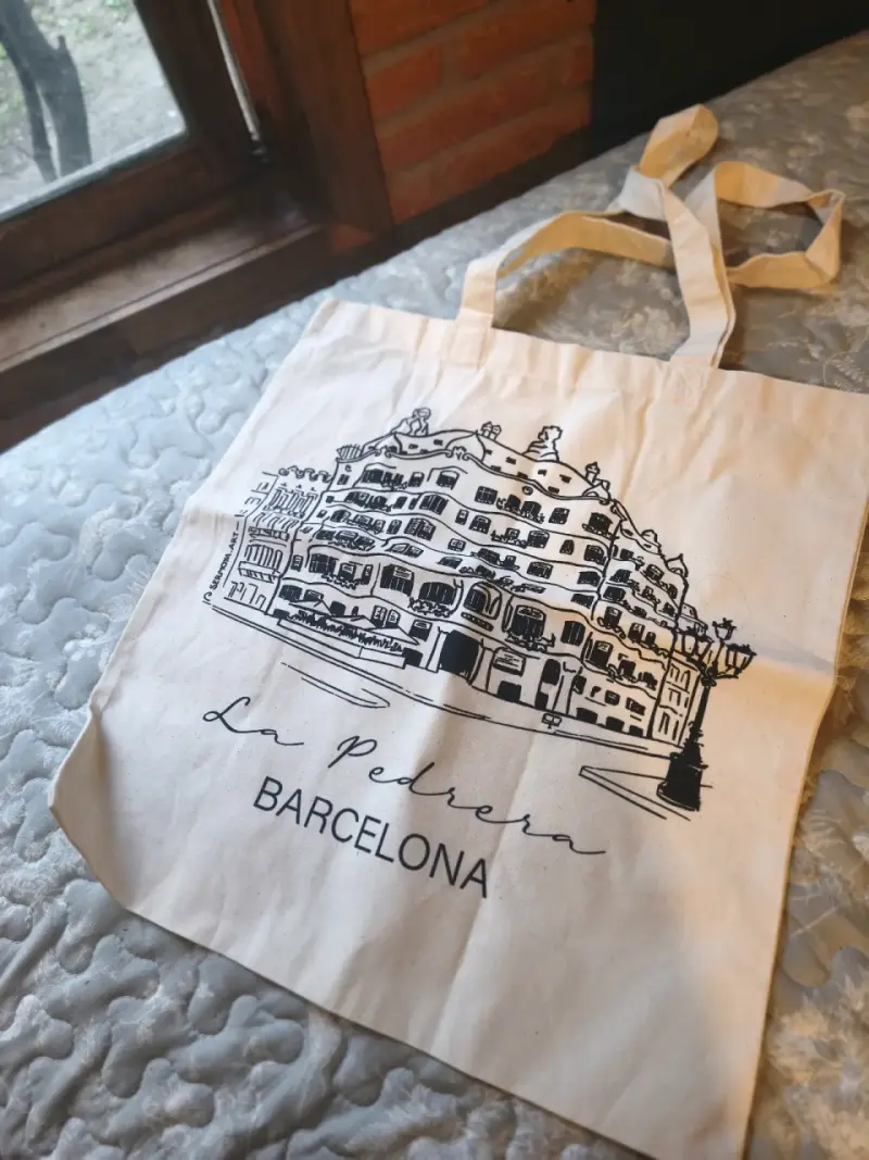 Totebag La Pedrera Barcelona - 1