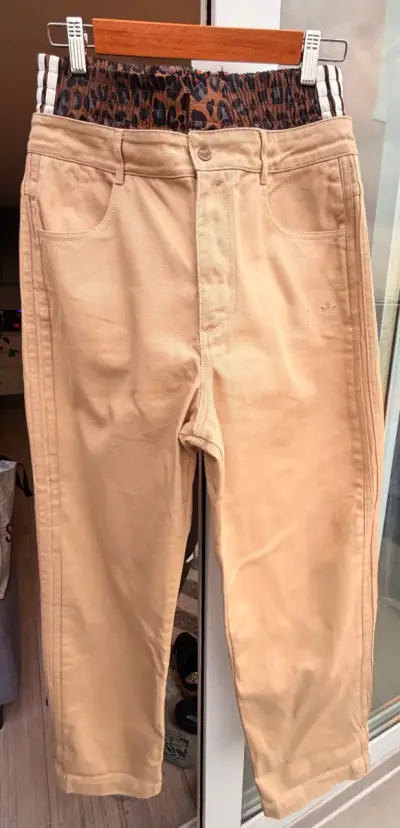 Pantalones beige Adidas con cintura elástica - miniatura 1