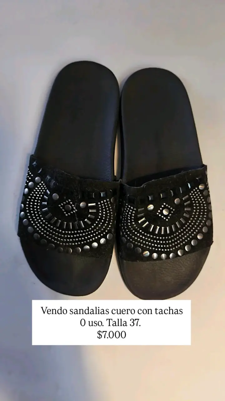 Sandalias de cuero con tachas talla 37 nuevas - 1