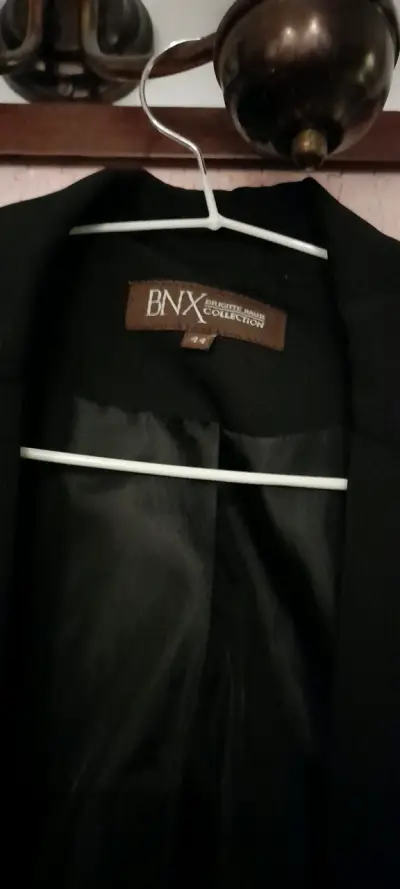 Blazer negro elegante para mujer BNX - miniatura 3