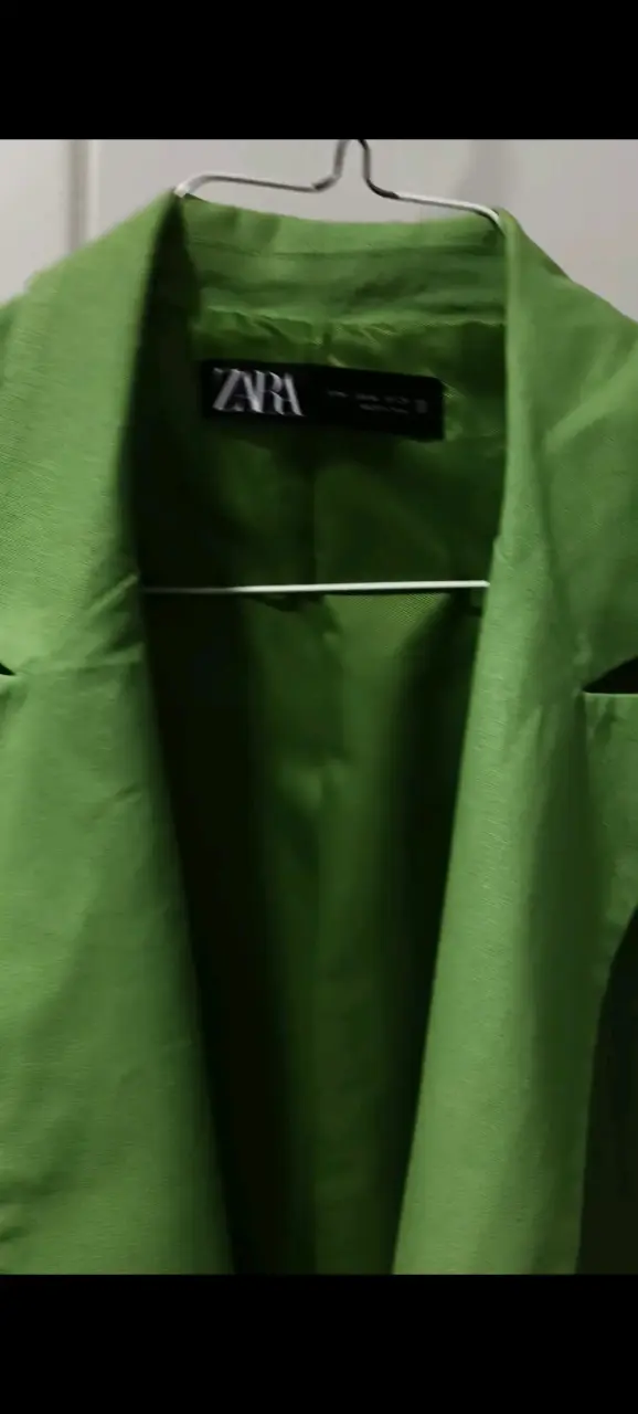 Blazer verde elegante Zara para mujer - 2
