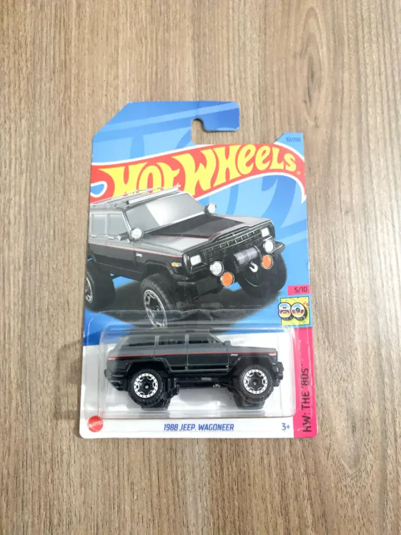 Hot Wheels 1988 Jeep Wagoneer en Blister