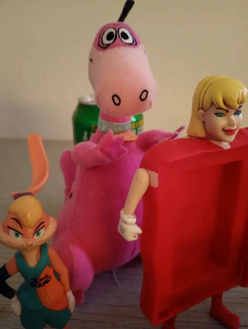 Colección de figuras de acción de personajes animados - 6