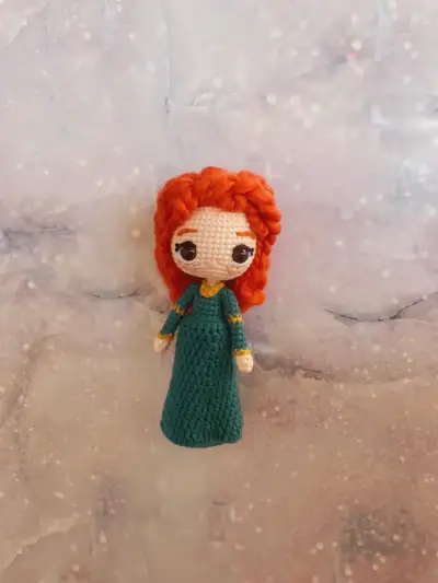 Muñeca Amigurumi de Princesa Mérida - miniatura 1