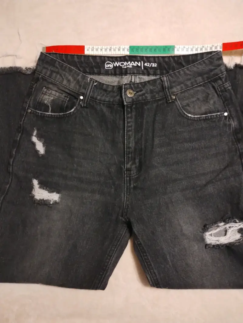 Jeans negros desgastados - 5