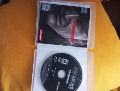 Juego PS3 Metal Gear Solid 4: Guns of the Patriots - miniatura 2