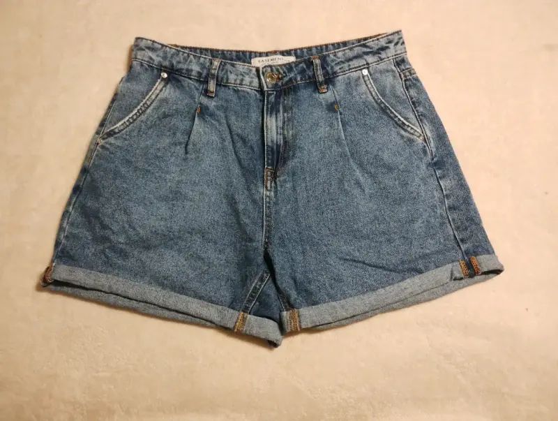 Shorts de mezclilla Basement para mujer - 2