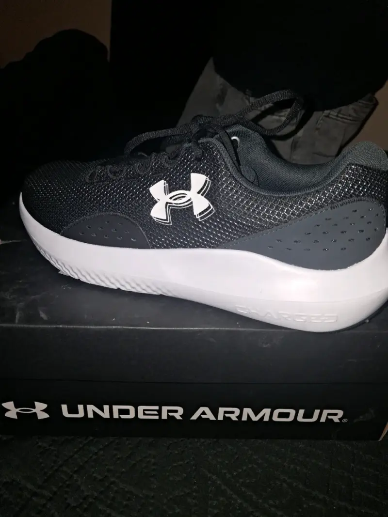 Zapatillas deportivas Under Armour negras - 1