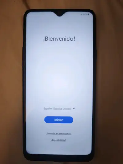 Samsung Galaxy A20s en buen estado - miniatura 2