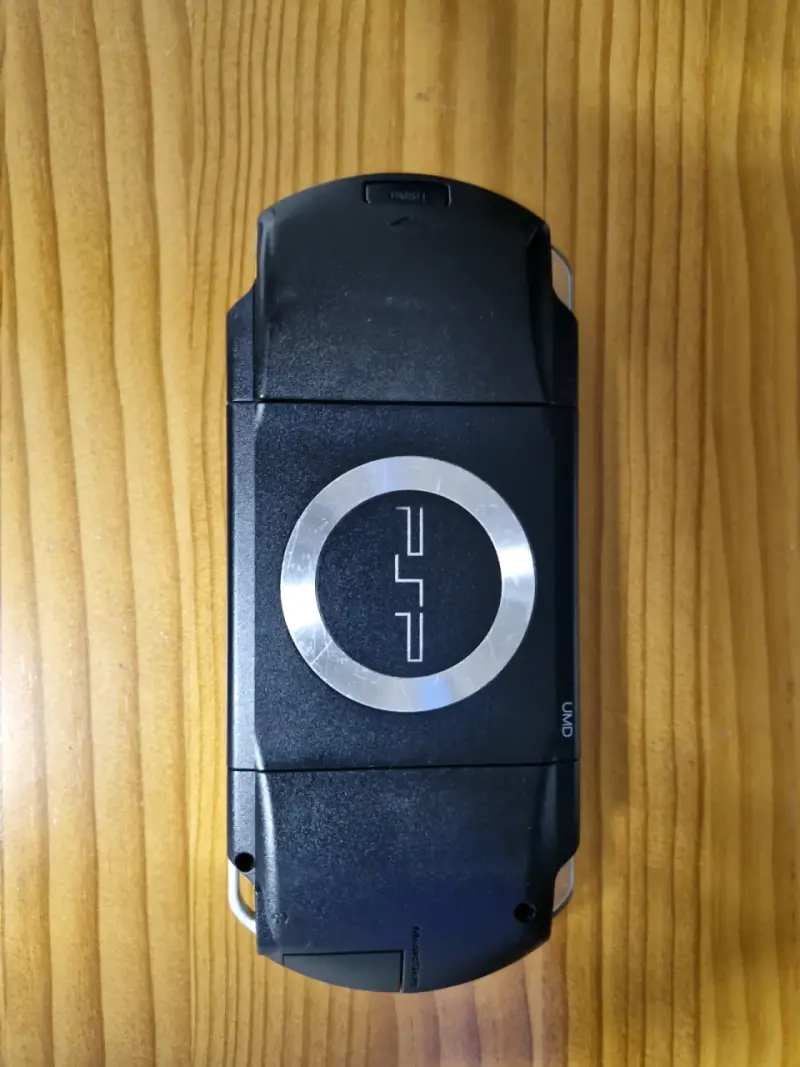 Sony PSP 1000 - 2