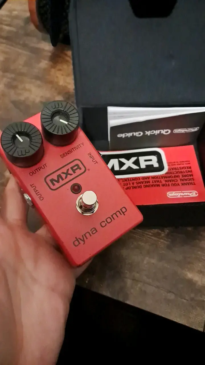 Pedal de compresión MXR Dyna Comp rojo - 5