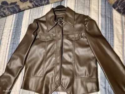 Chaqueta de cuero sintético marrón para mujer - miniatura 1
