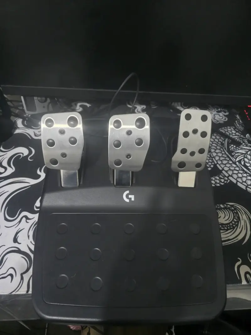 Volante y pedales Logitech G923 y palanca - 2