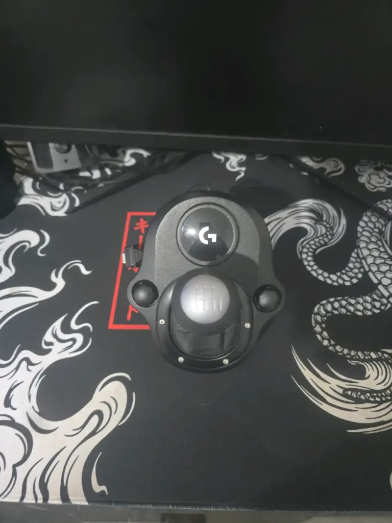 Volante y pedales Logitech G923 y palanca - 3