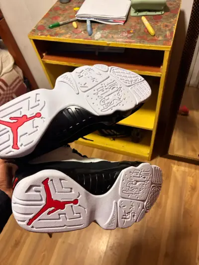 Jordan 9 - miniatura 2