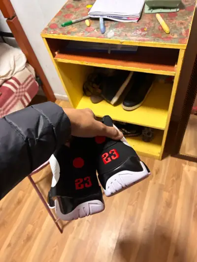 Jordan 9 - miniatura 3