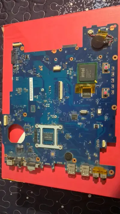 Placa madre para laptop con procesador Intel - miniatura 1