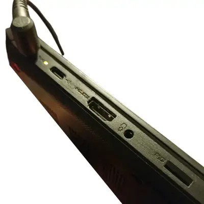 Laptop Dynabook con Windows 10 - miniatura 3