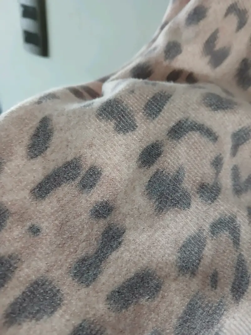 Blusa de mujer estampado animal print - 2