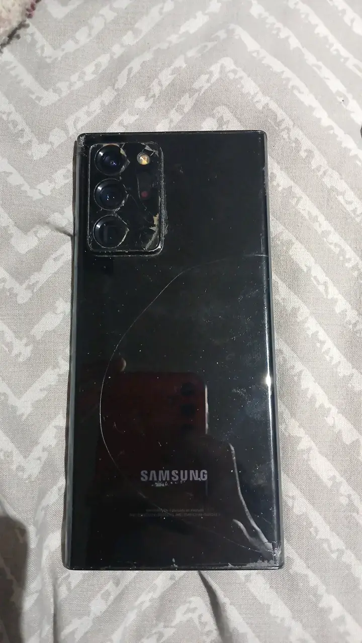 Galaxy Note 20 ultra con falla en la pantalla - 3