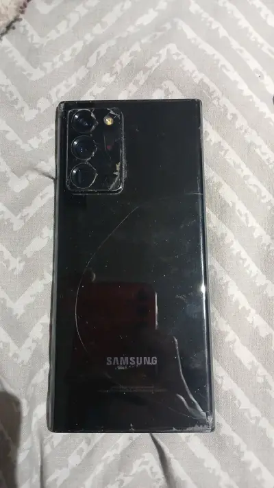 Galaxy Note 20 ultra con falla en la pantalla - miniatura 3