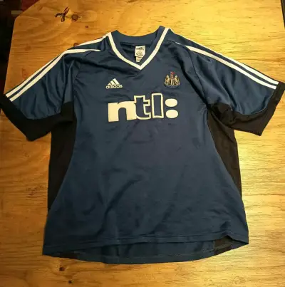Camiseta de fútbol Newcastle United Adidas azul - miniatura 1