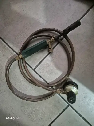 Cortador de cables manual con estuche - miniatura 1